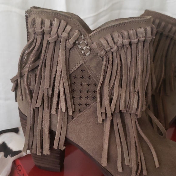 Naughty Monkey fringe leather bootie - Picture 3 of 10